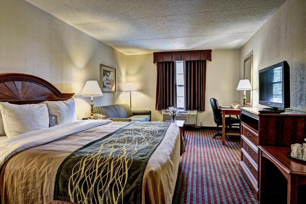 Comfort Inn Newport News - Hampton I-64 Eksteriør billede