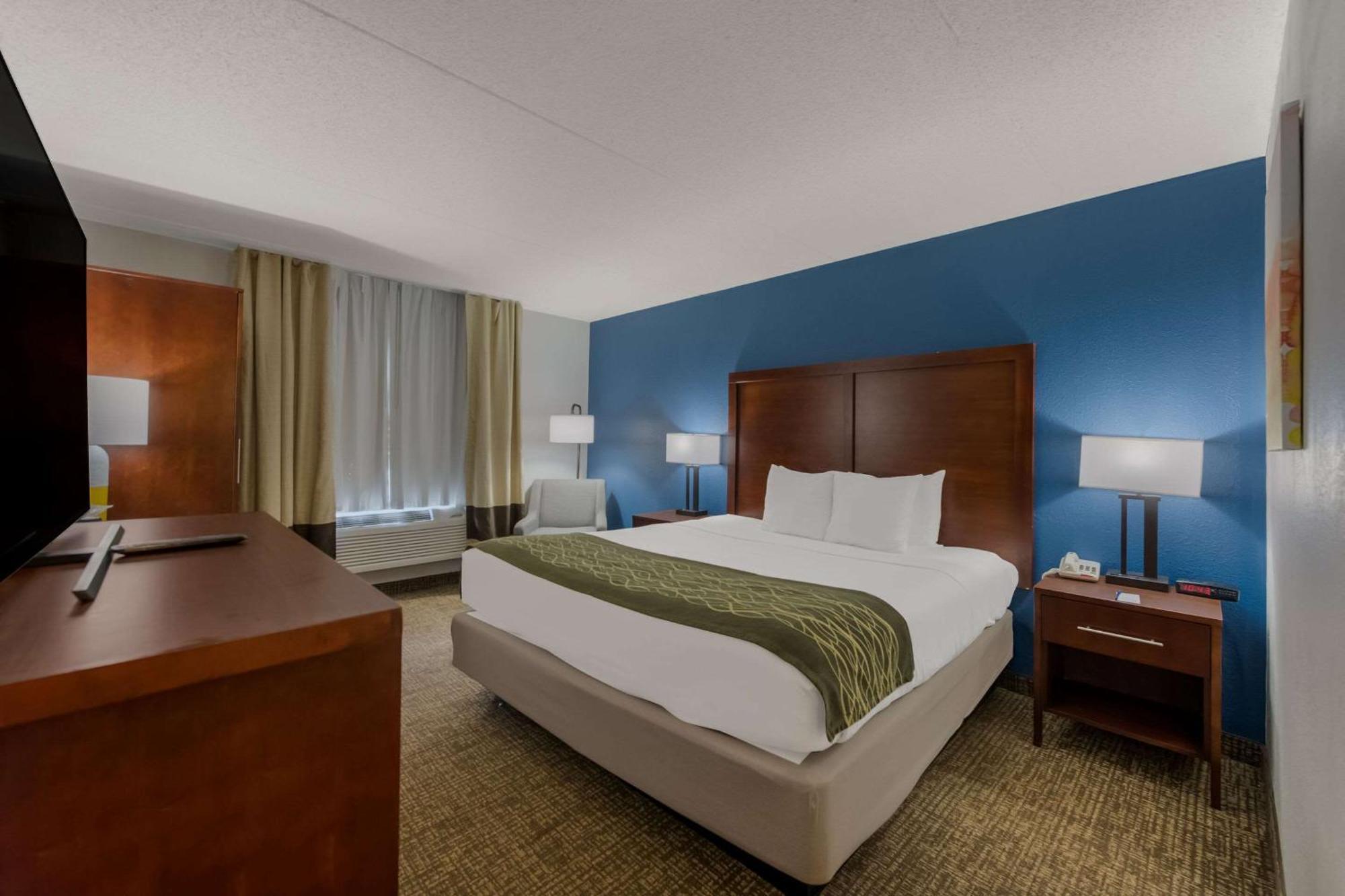 Comfort Inn Newport News - Hampton I-64 Eksteriør billede