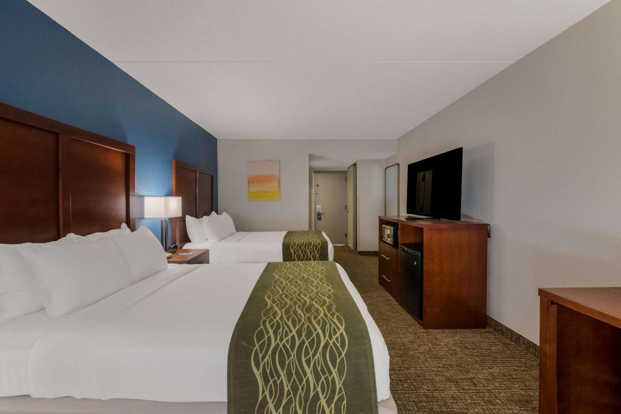 Comfort Inn Newport News - Hampton I-64 Eksteriør billede