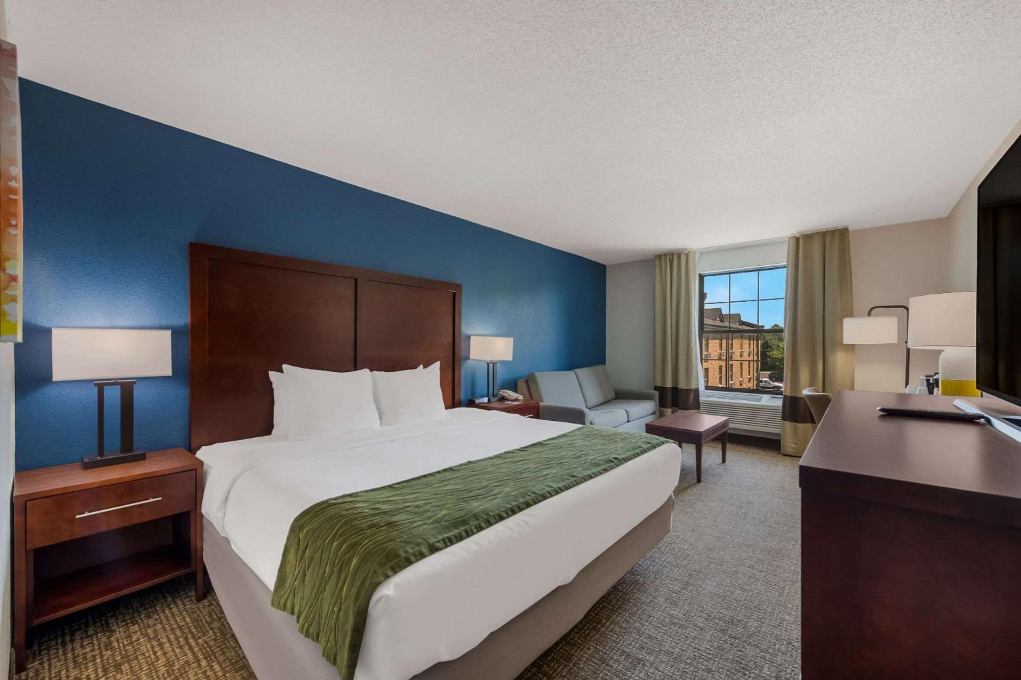 Comfort Inn Newport News - Hampton I-64 Eksteriør billede