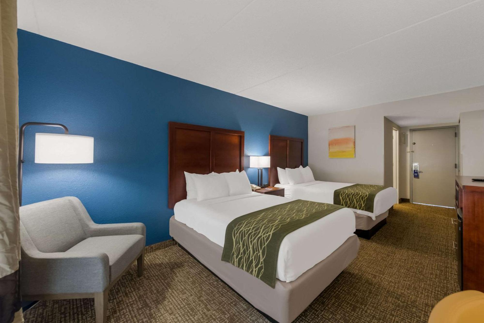 Comfort Inn Newport News - Hampton I-64 Eksteriør billede